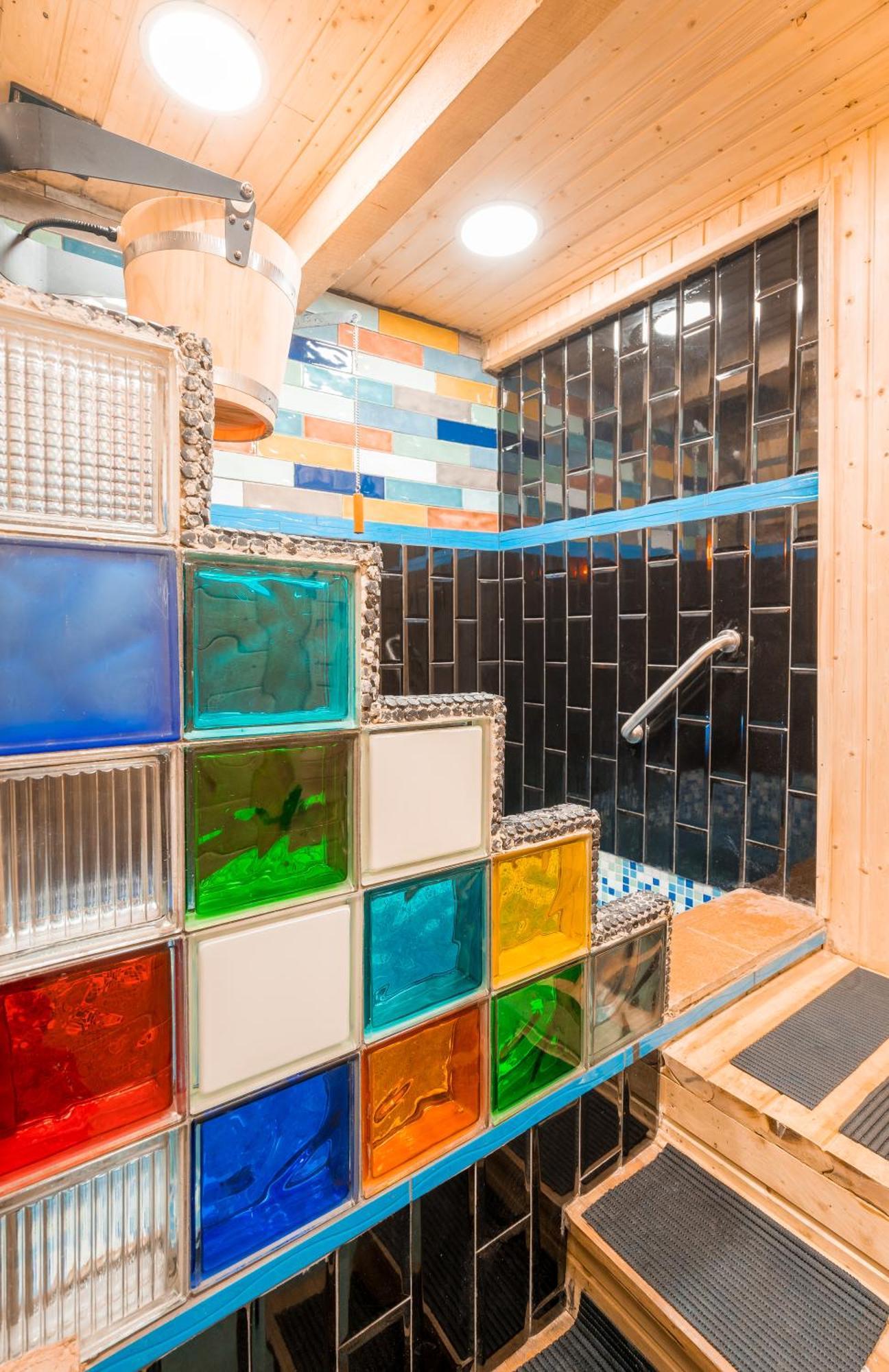 Apart View Hotel & Spa ティビリシ エクステリア 写真