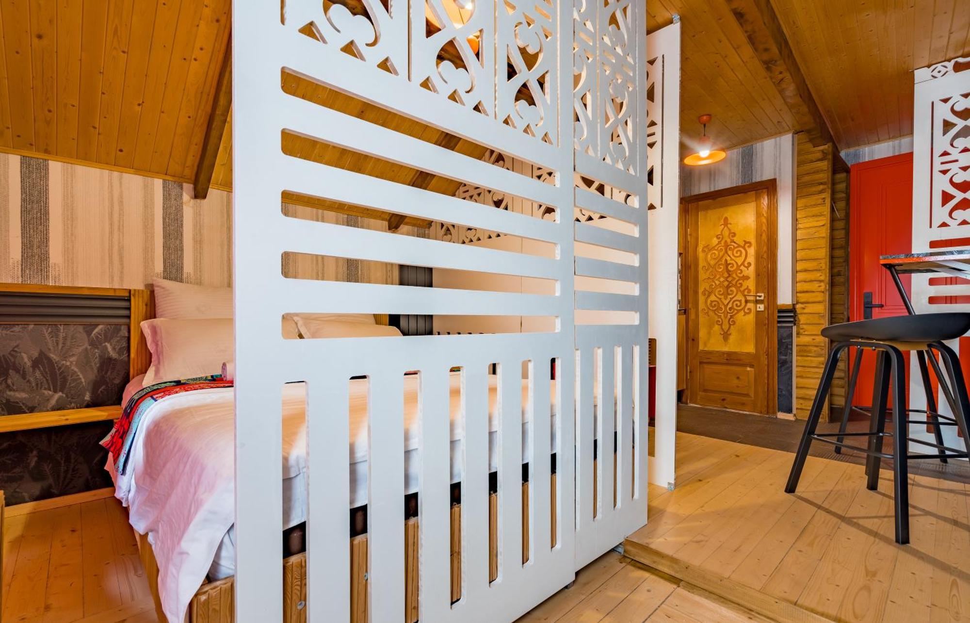 Apart View Hotel & Spa ティビリシ エクステリア 写真
