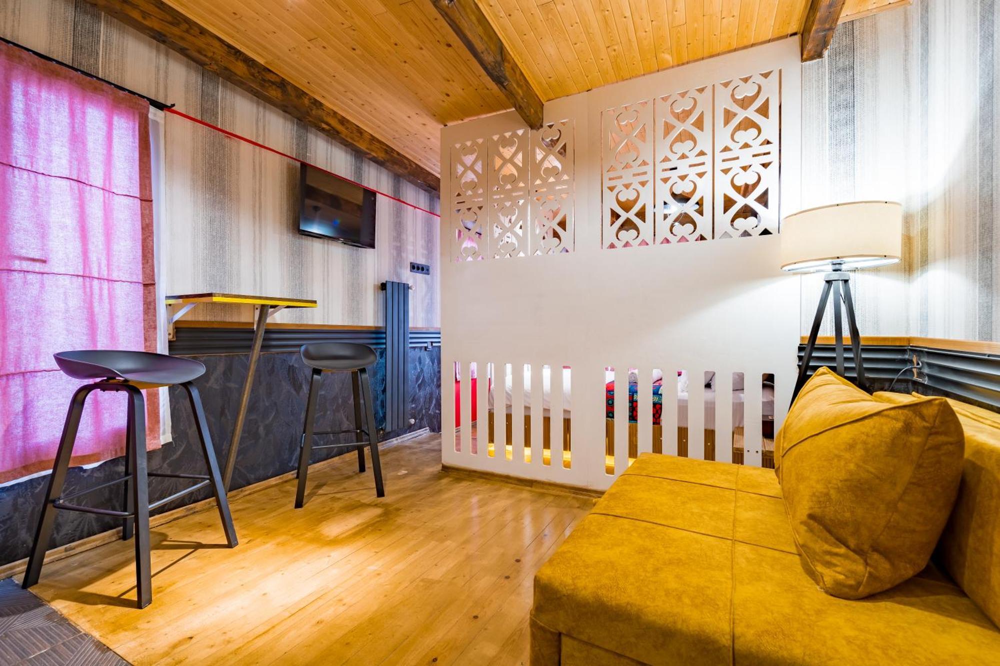 Apart View Hotel & Spa ティビリシ エクステリア 写真